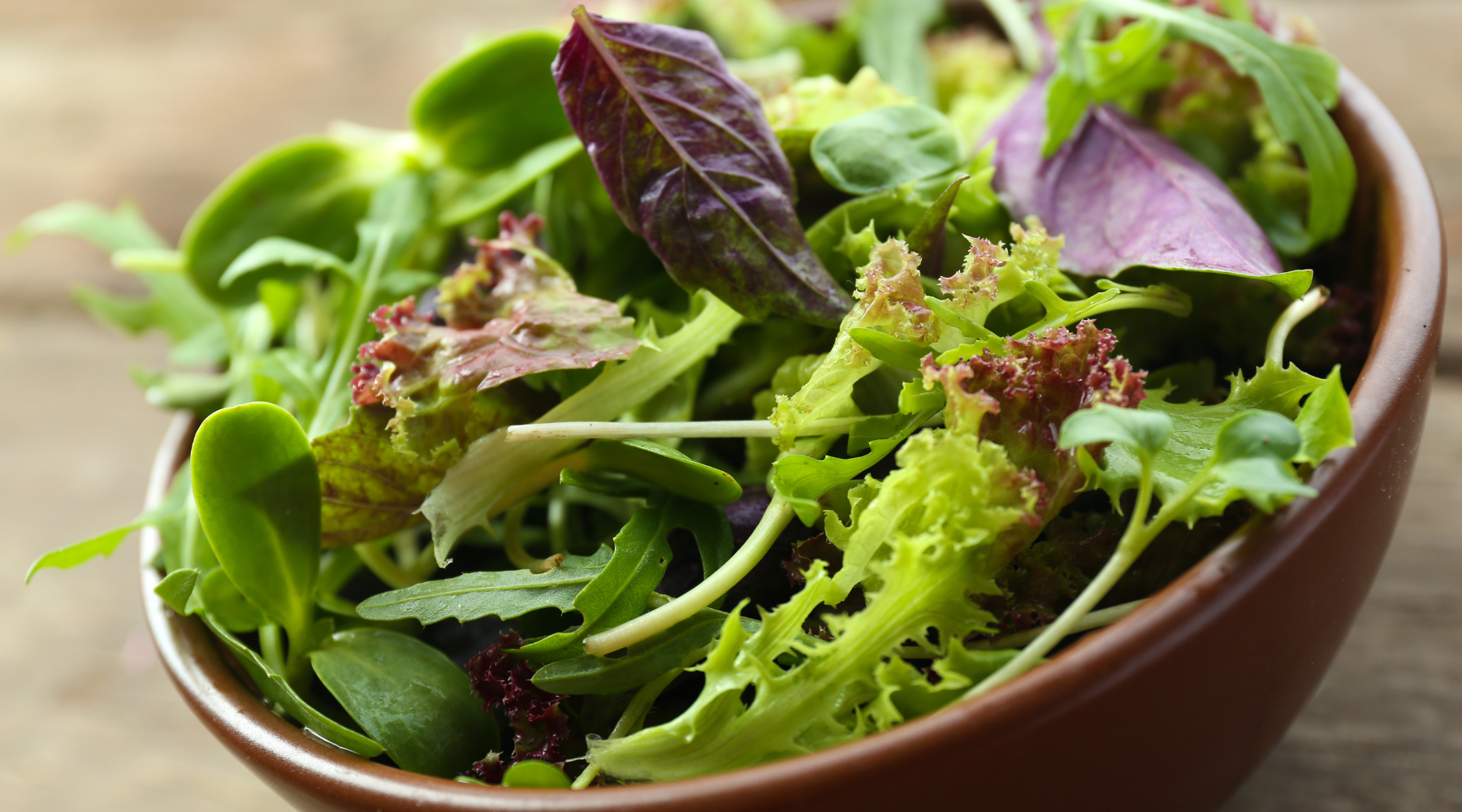 Can a Greens Powder Really Replace a Salad?