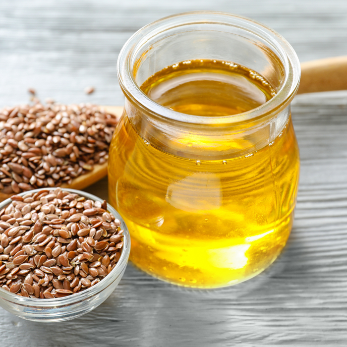 Flax Oil Benefits: Why This Plant-Based Omega-3 Deserves a Place in Your Daily Routine